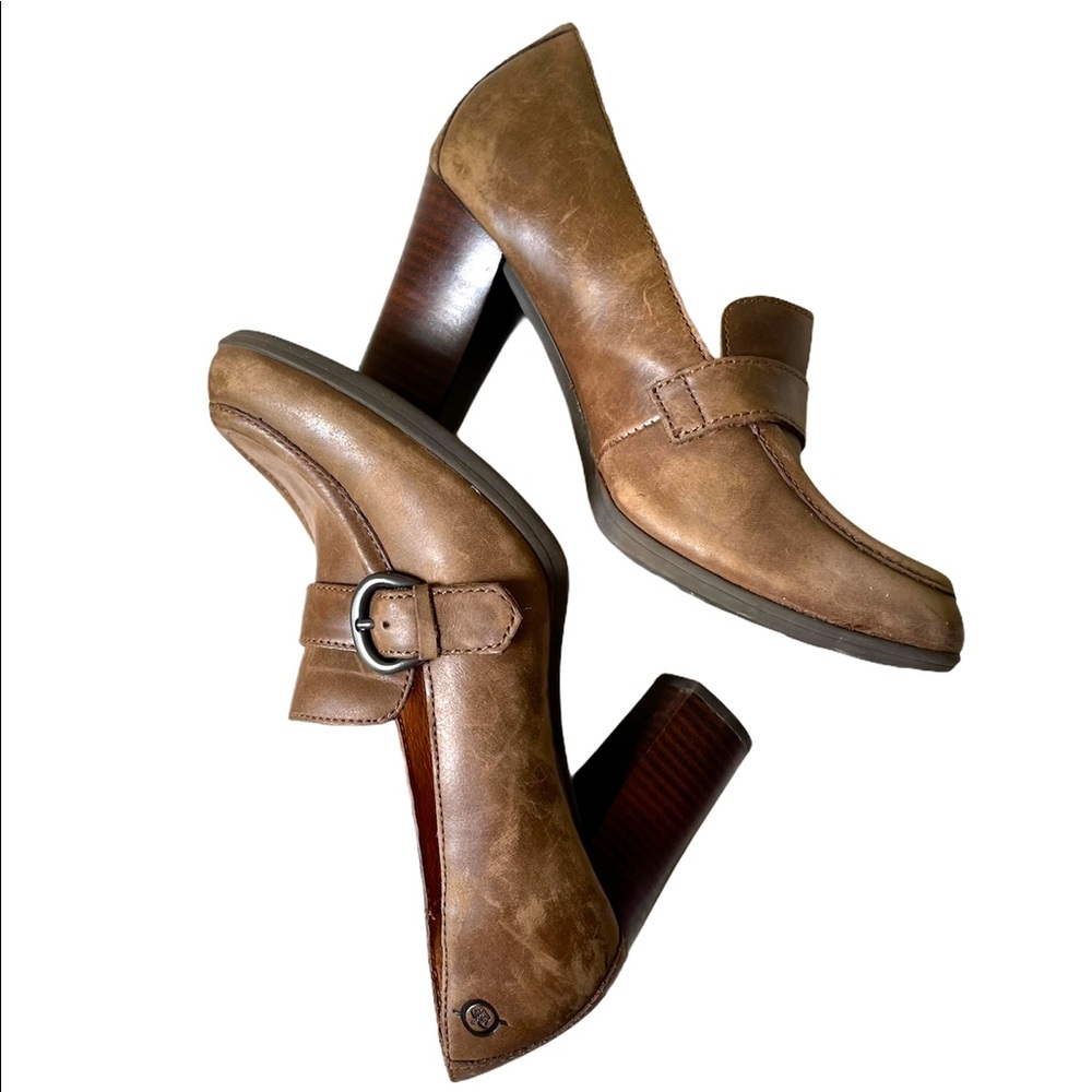 Born heeled brown leather clogs / loafers size 7